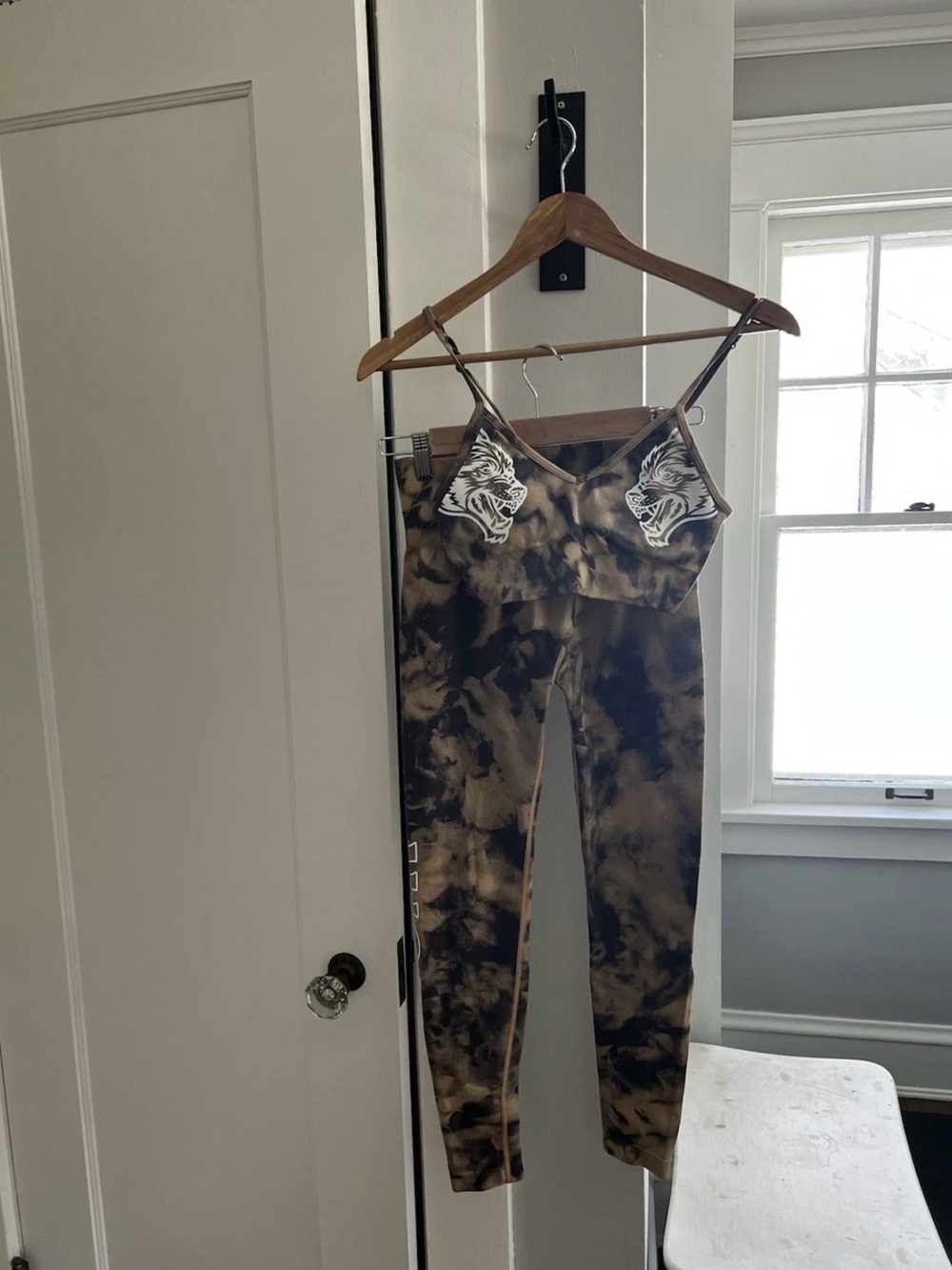 Darc Sport Brown & Black Tie-Dye Leggings Set with Tiger Motif